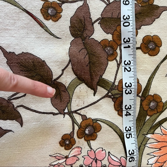 Moygashel Floral Fabric 49.5” x 49” - Picture 12 of 16